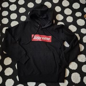 Supreme Black Hoodie Sweater-not Authentic